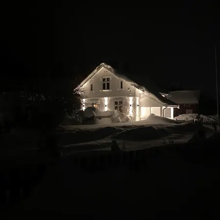 Smabruket Stall Solheim * Rodby